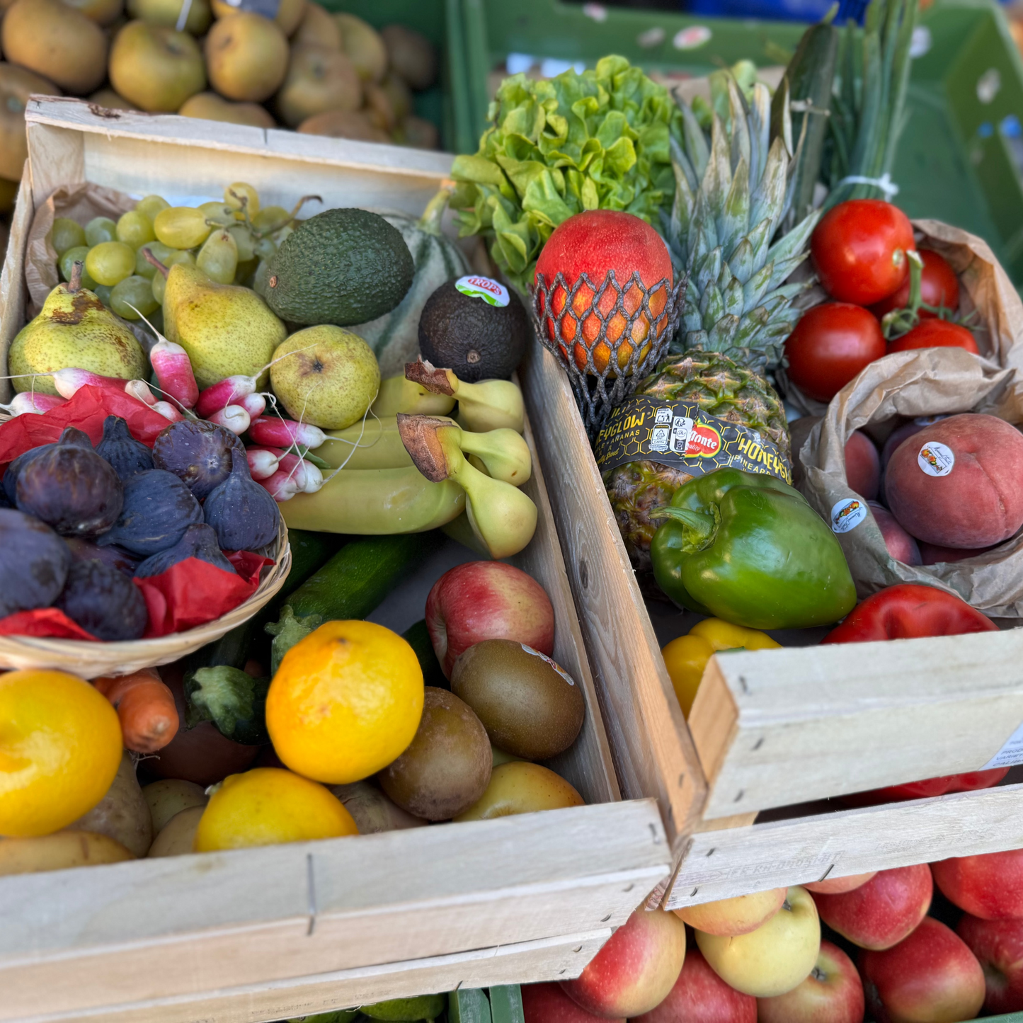 Grand Panier Famille  · 🎁 Produit de saison offert